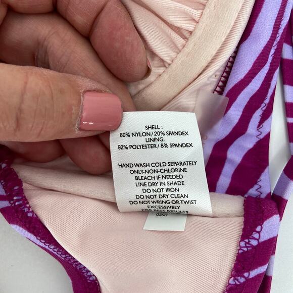 Shade & Shore Bikini Top Size 34C Fuchsia Pink Animal Print Underwire Padded - Picture 9 of 9